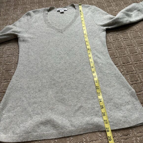 Tommy Bahama Wool Cashmere Sweater Women's Small Metallic Gray V Neck Pullover - Picture 7 of 8